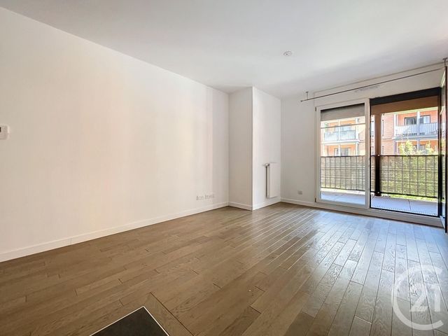 Appartement F2 à louer - 2 pièces - 38.4 m2 - PUTEAUX - 92 - ILE-DE-FRANCE - Century 21 La Doyenne